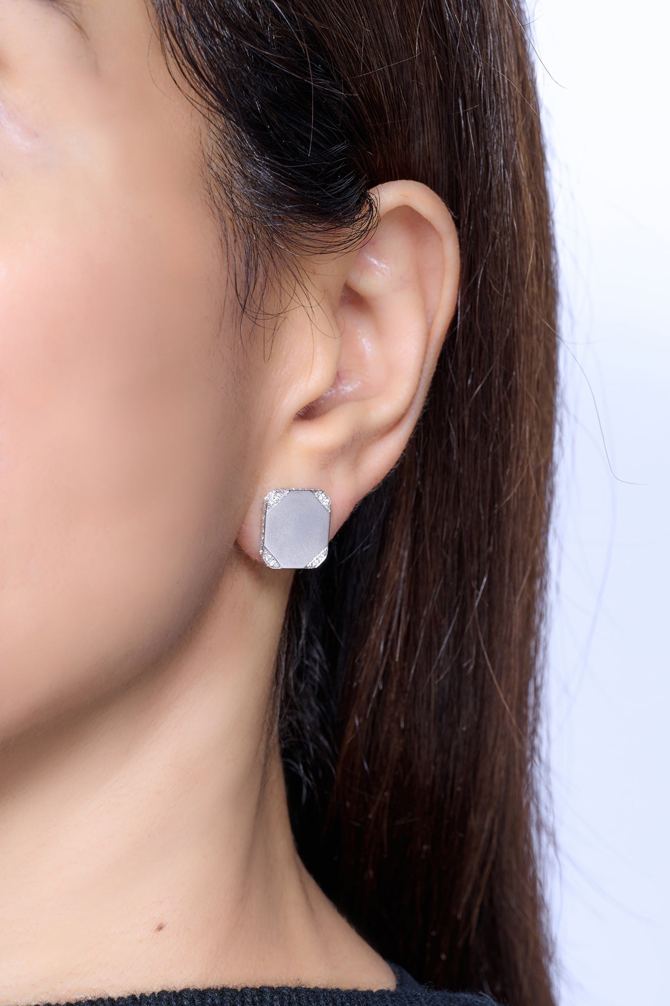 Poker Earstuds with Diamonds